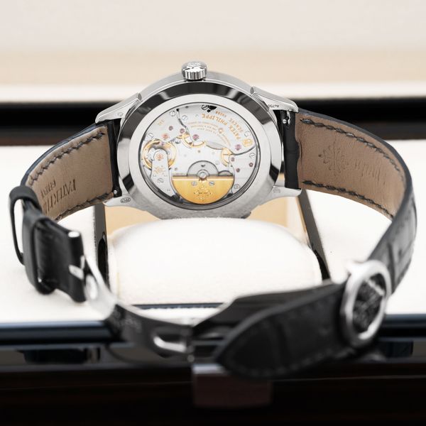 Patek Philippe World Time 5230G-001